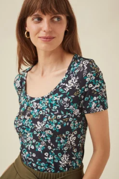 Cara Viscose Tee -Swish Drape Sales 0011 CARA LOUISA 2465 web