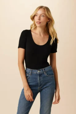 Itana Dream Rib Tee - Black