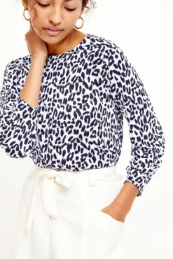 Issa Silken Modal Tee - Navy Sauvage -Swish Drape Sales 0111 Issa Silken Modal Sauvage 0831 web 1ff03bf0 0f73 47f2 ad98 64057e6b0edb