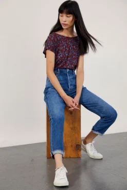 Laurie Silken Modal Tee -Swish Drape Sales 0204 Laurie North Shore Floral 02436