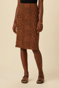 Vindy Reverie Knit Skirt - Almond Leopard Print