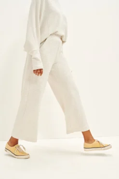 Willow Scallop Knit Pants - ReAmour -Swish Drape Sales 0327 Willow Scallop Natural Birch 1787 web 17635c5e c482 40fa 831b d06b6af287ad