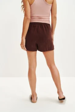 Palo Cottonseed Cupro Shorts - Earth -Swish Drape Sales 0352 Palo Short Earth 2348 web 5fb6c9a7 22e6 43a6 a969 67d0fa8113ef