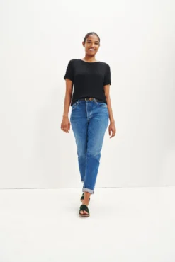Berkeley Dream Rib Tee - Black -Swish Drape Sales 0372 SS Berkeley Dream Rib Black 0891 Web 64e0d2ea da8f 4865 8067 ef843be8334b