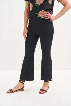 Gwen Ribbed Pants - Black -Swish Drape Sales 0389 Gwen Black 1676 web f05bebc0 62ce 4522 9b19 8aedabf46ce0