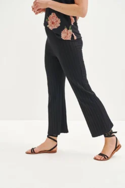 Gwen Ribbed Pants - Black -Swish Drape Sales 0389 Gwen Black 1706 web d2fd6222 ba71 4cf5 a721 f4e4d299f800