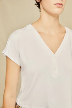 Juliet Dream Knit Tee - White -Swish Drape Sales 0480 Juliet White 0850 web 45b9c65f 9498 4ec1 beb7 ac2a3f83a6fa