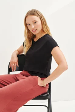 Chessa Dream Knit Tee - Black