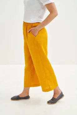 Salice Linen Pants - ReAmour -Swish Drape Sales 0558 Salice Linen Sunflower 1994 web 73fd2c7e d046 4e6f 8a37 b913a0255c26
