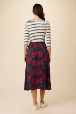 Blaze Ecovero Skirt - Paysage Berry -Swish Drape Sales 10126 Blaze Viscose Lined Paysage Berry 3