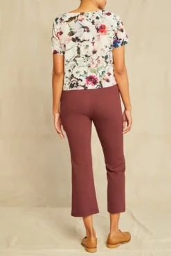 Willa Washable Silk Blouse - Windsor Floral -Swish Drape Sales 2664 Willa Windsor 3028 web b4ee3547 6e0e 4b98 bb66 033273ae3f1f