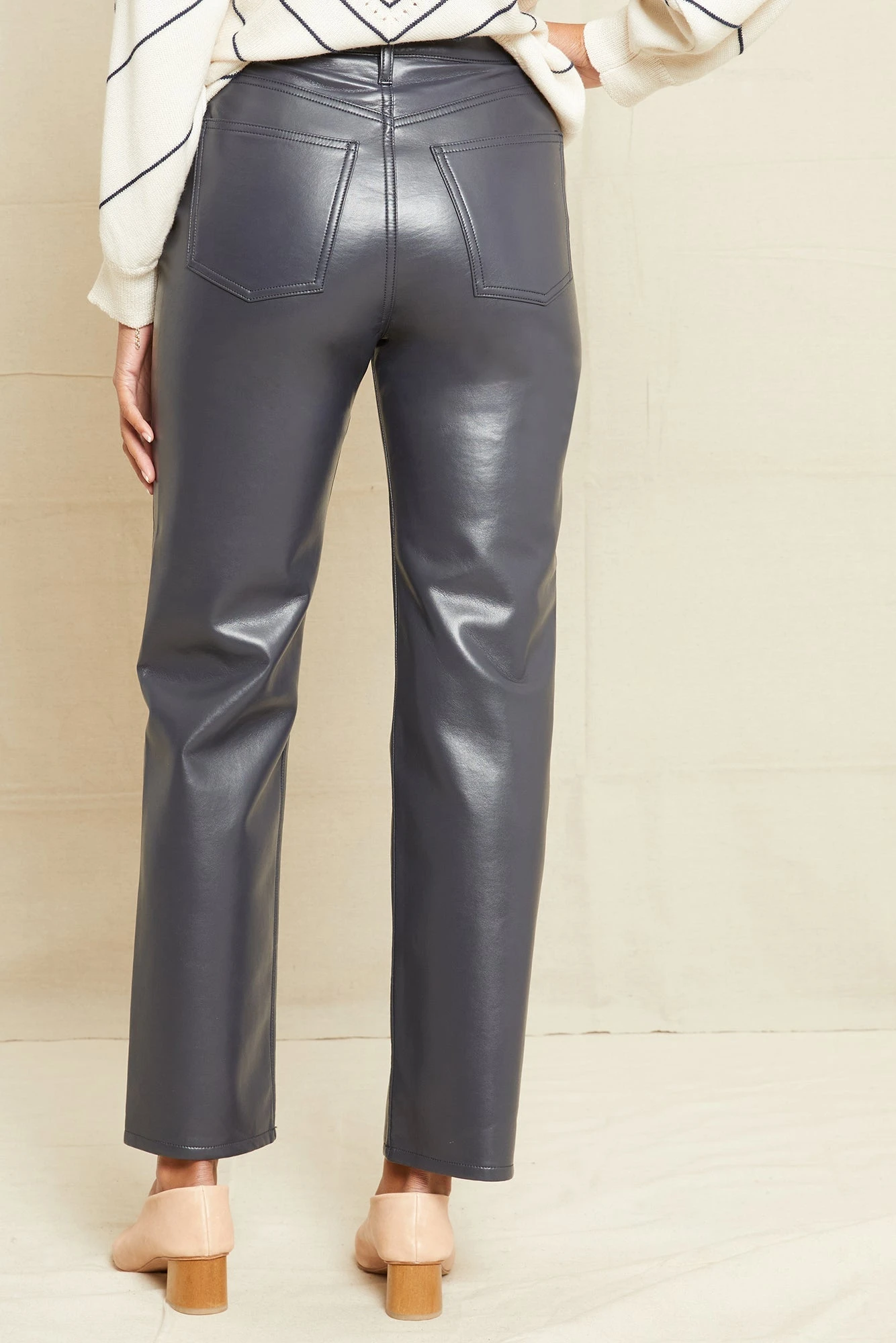 AGOLDE Recycled Leather 90s Pinch Waist Jean - Shadow Wash 3 AGOLDE Recycled Leather 90s Pinch Waist Jean - Shadow Wash - Image 3