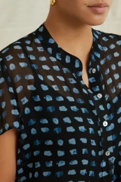 Elodie Nouveau Silk Blouse - Squared Up Black -Swish Drape Sales 6672ElodieSquaredUpBlack 3040 web a42ebcbe d01d 46ac 8366 6d10208f81f2