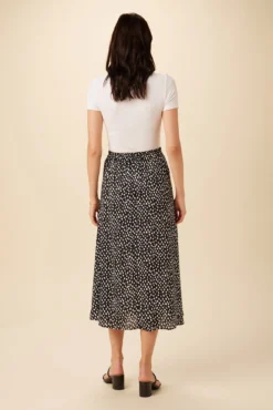Blaze Ecovero Skirt - Italia 7 Blaze Ecovero Skirt - Italia -Swish Drape Sales 7969 Blaze Viscose Italia 3