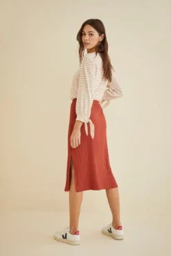 Vindy Paris Rib Skirt - Cinnamon -Swish Drape Sales 9313VindySkirtCinnamon 1473 web 40cb2699 e893 4bc8 8d16 d7bb54f31b10