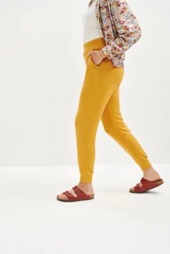 Skylar Dream Rib Joggers - Chai -Swish Drape Sales 9687 Skylar Dream Rib Chai 1107 web 8e93efab dabb 4dce 97fa 9e0abd34846b