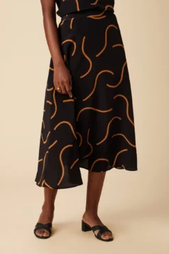 Blaze Washable Silk Skirt - Waves Caramel