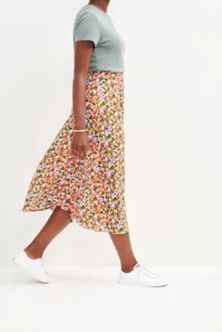 Blaze Washable Silk Skirt - Seaside Floral -Swish Drape Sales 9838 Blaze Washable Silk Seaside Floral 2193 web a5ffe77d 7973 40fa 8824 871f36464d63
