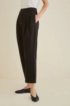 Kowtow Faculty Pants 14 Kowtow Faculty Pants -Swish Drape Sales KOWTOW Faculty Pant Black Canvas 1588 web