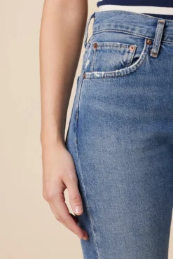 AGOLDE Riley High Rise Straight Crop Jean - Collective -Swish Drape Sales Riley Collective 5 2f256c03 14aa 4218 93c5 25fe5f99bb92