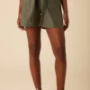 Milo Femme Fête Short - Calla Green